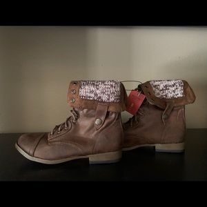 Mossimo Boots